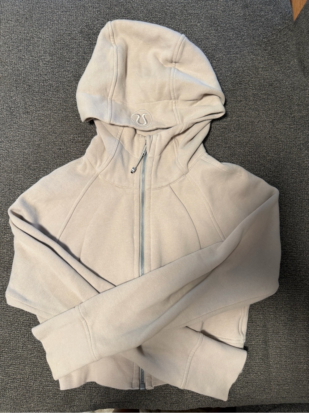 Lululemon Beige Scuba